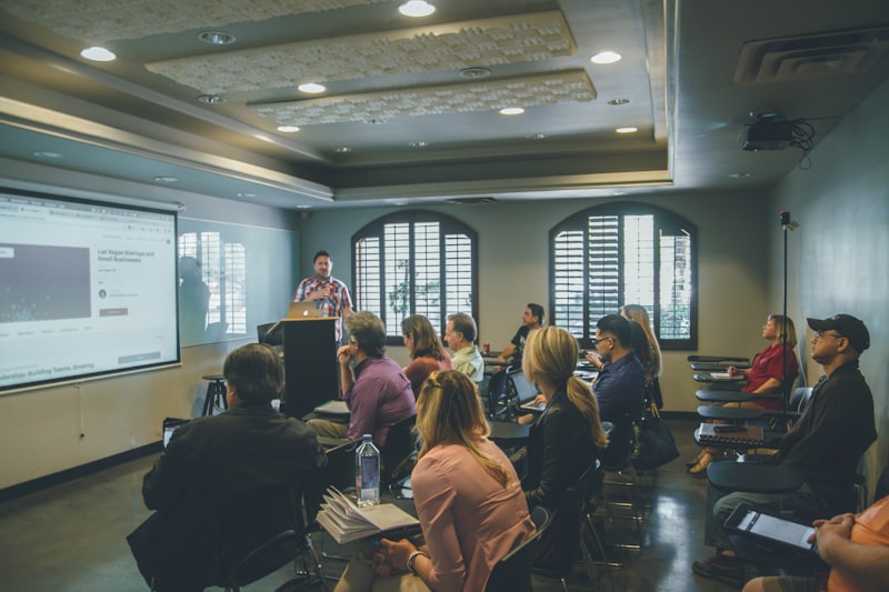 Group discussion in a mental health education setting